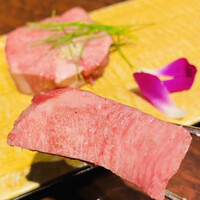 黒毛和牛焼肉 虎斑 北新地店 - 