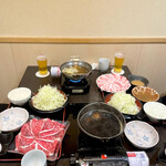 Sukiyaki shabu shabu kaiseki ryouri azuki - 