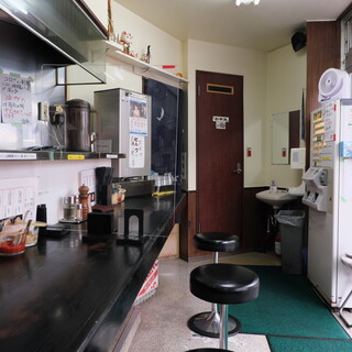 横浜家系らーめん 雷家_2