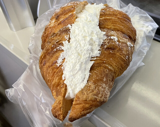 Deli Cafe Oosakamini photo 2