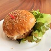 ブーランジェリーキャセロール - てりやきバーガー。490円+税