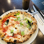 Pizzeria Geco - ♪特命'sセレクション　¥1500
      (マルゲリータとシラスと空豆のピッツァ)