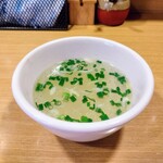 若竹 - 鶏の旨味たっぷりスープ