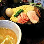 麺や而今 - 牛白湯煮干つけ麺(2013/2)