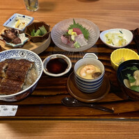 炭焼うな富士 白壁別邸 - 
