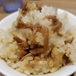 中華そば 六感堂‏ - 新生姜とあさりの佃煮飯も最高