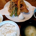 登良屋 - 一人盛り+海老