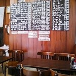 やまて食堂 - 店内のメニュー一覧