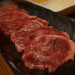 焼肉屋かねちゃん - 牛せんぼん