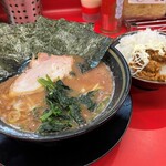 王道家直系 IEKEI TOKYO - 【再訪】ラーメン＋ライス大盛(無限ニンニク＋マヨ)