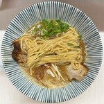 らぁ麺 団欒 - 全粒粉入り平打ち中太麺