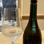 鎌倉 北じま - 秋田県　新政酒造　〝天鵞絨（ヴィリジアン）2021〟
      純米酒