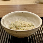 鎌倉 北じま - 三浦の古参竹のブダイの炊き込みご飯
      筍ご飯は美味しいですね！
      ブダイの旨味がちょっと分かりませんでしたけど、木の芽の風味が爽やかでした♪