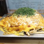 Okonomiyaki Kyabetsu - 肉玉チャンポン(そば1玉とうどん1玉)