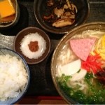 和家利屋 - わかりや・本日のランチ（沖縄ポークそば定食）