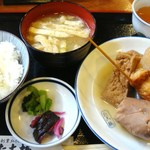 たこ梅 - 関東煮定食　８５０円