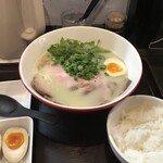 麺屋彩々 昭和町本店 - 