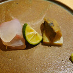 鮨 さかい - 長崎の1日寝かせの平目と鮑