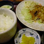 家庭料理の店ふるさと - スタミナビリ辛定食