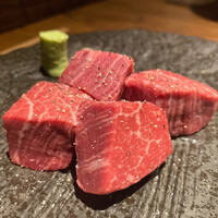 和牛とタン 焼肉 とみ 新橋本店 - 