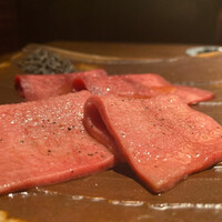 和牛とタン 焼肉 とみ 新橋本店 - 