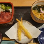 寿司饂飩まるとく - 