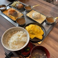鉄板和食とワイン 萬鉄 - 