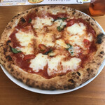 Pizza Gonzo - マルゲリータ