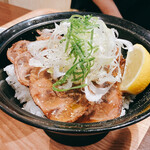 Gyuukaku Yakiniku Shokudou - ねぎ塩豚タン丼