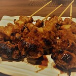 ジャンボやき鳥 しん - ニンニク皮巻き