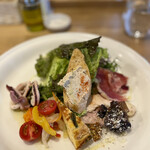 ジリーニ・リザイア - ボリューム大の前菜