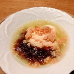 虎白 - デザート…ラム酒アイス、黒蜜、揚げ湯葉にメロンスープ