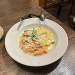 ピッツェリア バフェット - サーモンとほうれん草のクリームソース生パスタ1,100円