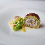 シグネチャー - 鶉とフォアグラのアンクルート ルネサンス風 ソースベネティエンヌ