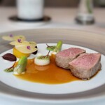 ドミニク・ブシェ トーキョー - フランスブルターニュ産仔牛のロティ