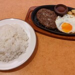 サイゼリヤ - ハンバーグステーキ400円+ラージライス200円