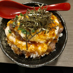 Touhoku Umaimon Kyou Doryouri Koshitsu Izakaya Ou Uhonjou - 炭火焼き牛タンとろろご飯　　¥780(税抜)