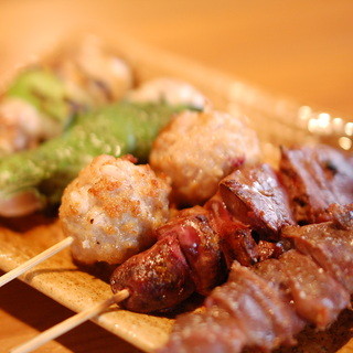 山鶏 - 料理写真:人気の5品　つくねやしそ巻きはとてもヘルシーで特に評判です。