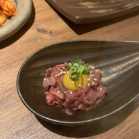 和牛とタン 焼肉 とみ 新橋本店 - 