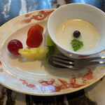 全聚徳 - デザートの盛り合わせ