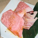 和牛焼肉食べ放題　肉屋の台所 - 黒毛和牛盛り合わせ(タレ)