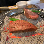 Sumibiyakiniku Hanhan - 