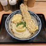 難波千日前 釜たけうどん - ちく玉天ぶっかけ並（880円）