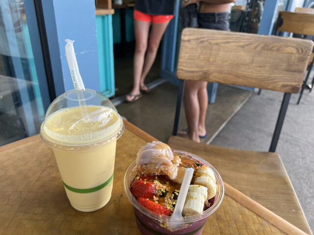 ♡新品未使用♡ nalu health bar & cafe ウォーターボトル ♡新品未使用♡ nalu health bar & cafe ウォーターボトル