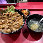 焼肉丼 十番 - 2022.3.10  カルビ丼（大）スープ付