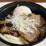 チャーシュー専門店 たけひろ - チャーシュー丼　温玉付き