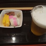 味の笛 - 生ビール。黒生、ハーフ&ハーフもある。