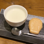 豊栄 - 杏仁豆腐ともなか