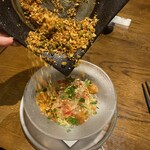 豊栄 - カリカリを入れて