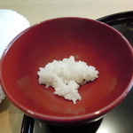 料理屋 植むら - 少し芯のある状態で味見をさせてくれます。